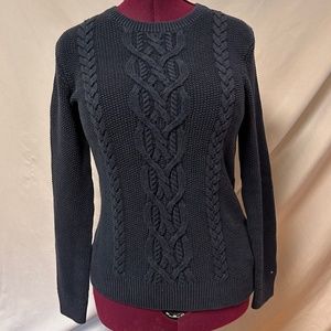 Tommy Hilfiger knit pull over sweater
